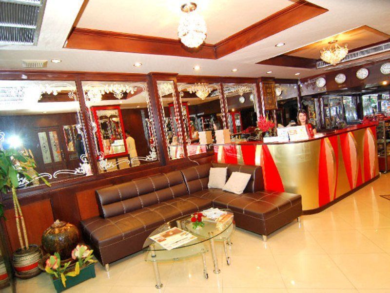 Lucky Palace Hotel Bangkok Eksteriør billede